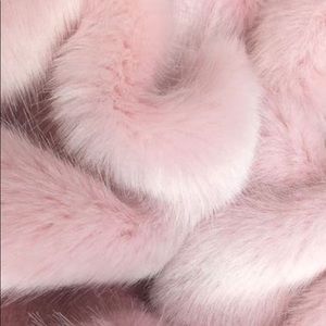 Meet your Posher, Noora